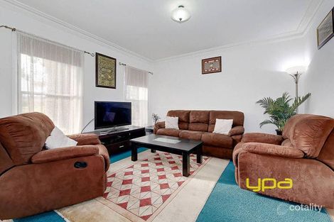 Property photo of 8 Richmond Terrace Roxburgh Park VIC 3064