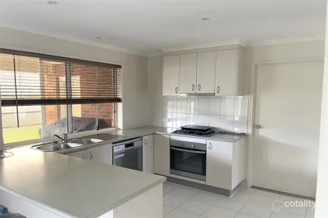 Property photo of 7 Sharpe Avenue Warrnambool VIC 3280