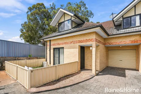 8/27 Barlow St, Cambridge Park, NSW 2747