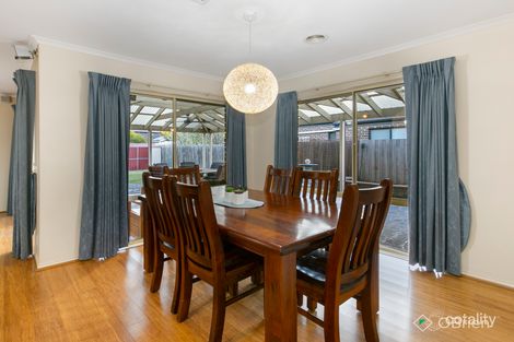 Property photo of 1 Westport Grove Cranbourne VIC 3977