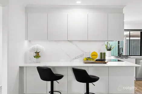 Property photo of 1/16 Botanical Drive Labrador QLD 4215