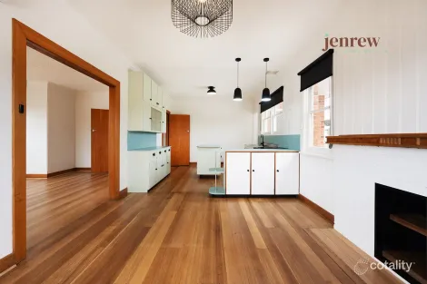 5 Arthur St, Somerset, TAS 7322