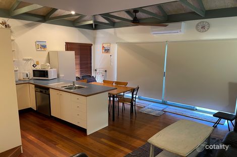 4-10 Kennedy Dr, Point Lookout, QLD 4183