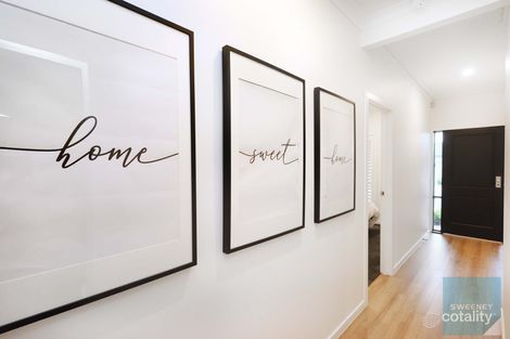 Property photo of 22 Dickerson Way Caroline Springs VIC 3023