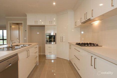 Property photo of 1 Heilmann Place Leneva VIC 3691