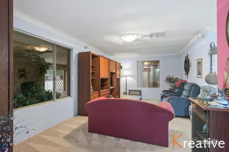 Property photo of 30 Merrifield Circle Leeming WA 6149