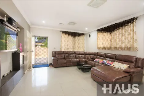 Property photo of 4/3-5 Tungarra Road Girraween NSW 2145