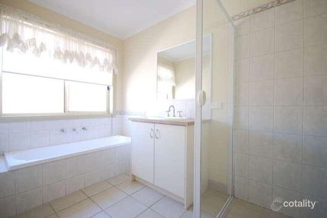 Property photo of 70 Majestic Boulevard Cranbourne VIC 3977