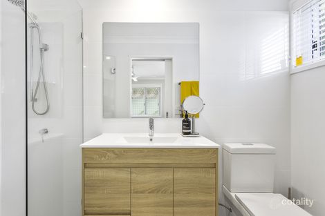 Property photo of 2 Whipbird Court Burleigh Waters QLD 4220