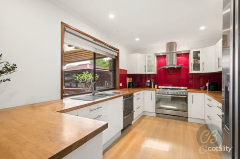 4 Loren St, Stafford Heights, QLD 4053