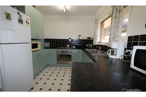 32 Macarthur Cres, Slacks Creek, QLD 4127