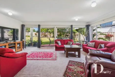 Property photo of 41/13 Shearwater Place Korora NSW 2450