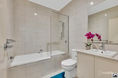 Property photo of 48 Zara Close Bundoora VIC 3083
