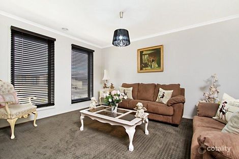 Property photo of 3 Nyah Court Broadford VIC 3658