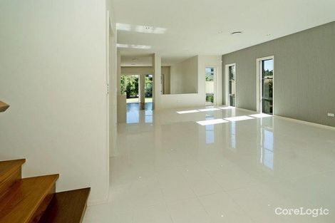 Property photo of 7006B Vista Drive Benowa QLD 4217