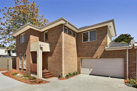 Property photo of 2/1 Allison Road Mont Albert North VIC 3129