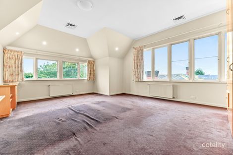 Property photo of 5 Crellin Grove Camberwell VIC 3124