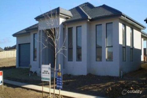 Property photo of 18 Flora Bassett Street Franklin ACT 2913