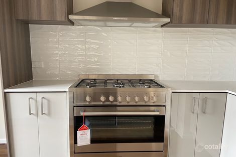 Property photo of 31 Malleefowl Boulevard Beveridge VIC 3753