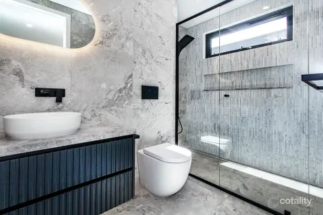 Property photo of 27 David Drive Mooroolbark VIC 3138