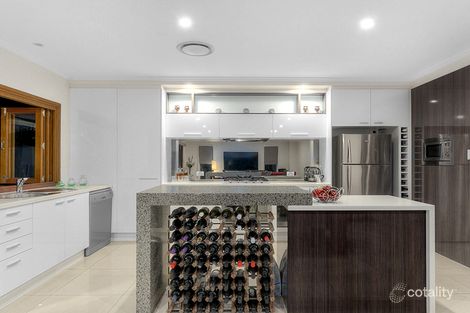 Property photo of 34 Rosina Street Kangaroo Point QLD 4169