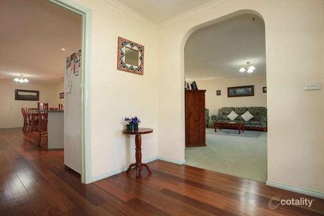 Property photo of 15 Mitchell Court Berwick VIC 3806