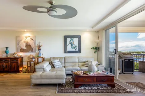 Property photo of 8438 Magnolia Drive East Hope Island QLD 4212