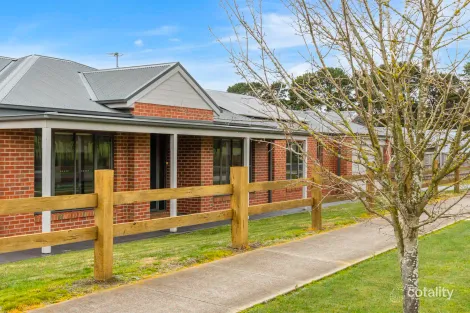 Property photo of 55 Shaw Drive Romsey VIC 3434