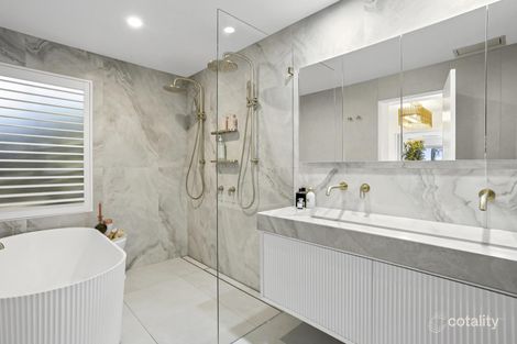 Property photo of 76 Grandview Drive Newport NSW 2106