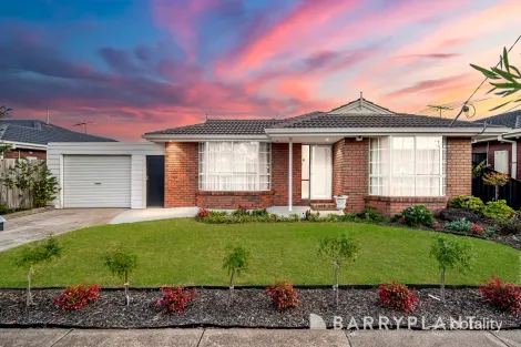 Property photo of 18 Hotham Crescent Hoppers Crossing VIC 3029