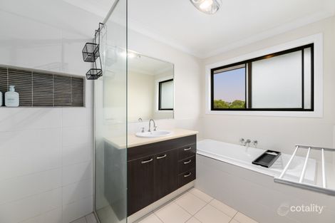 Property photo of 6 Jacabina Court Banora Point NSW 2486