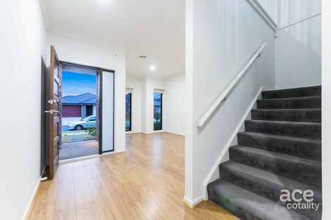 Property photo of 23 Quadrant Approach Williams Landing VIC 3027