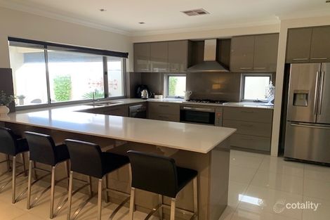 Property photo of 17 Hydaspe Vista North Coogee WA 6163