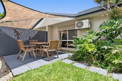 Property photo of 2/4 Golden Grove Drive Bentley Park QLD 4869