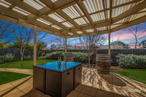 Property photo of 2 Hutchison Circuit Crestwood NSW 2620