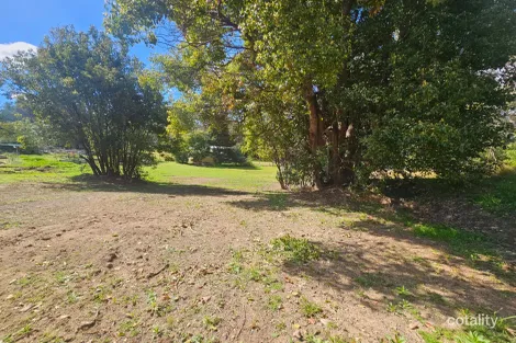 Property photo of 2B Esk Street Crows Nest QLD 4355