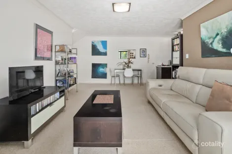 Property photo of 4/51 Leopard Street Kangaroo Point QLD 4169