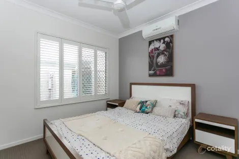 Property photo of 11 Hillary Drive Smithfield QLD 4878