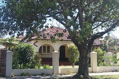 Property photo of 50 Ednah Street Como WA 6152