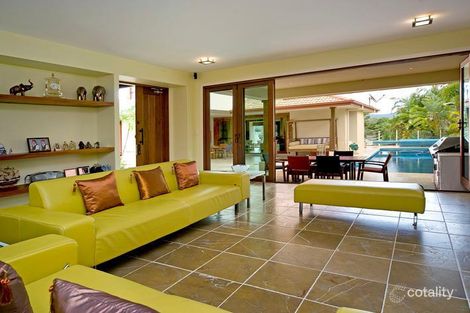 Property photo of 3130 Riverleigh Drive Hope Island QLD 4212