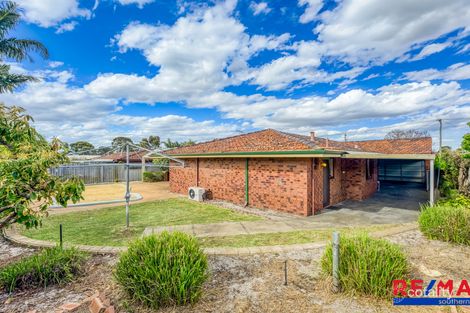Property photo of 61 Burrendah Boulevard Willetton WA 6155
