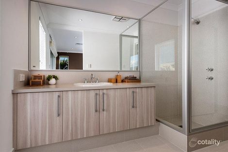 Property photo of 214 Nicholas Road Hocking WA 6065
