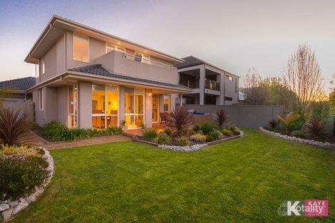 10 Cormorant Pde, Pakenham, VIC 3810