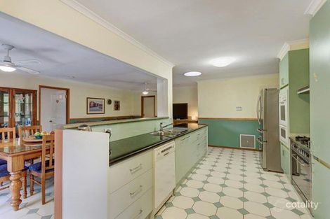 Property photo of 16 Barker Drive Mooroolbark VIC 3138