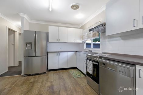 Property photo of 90 Vales Road Mannering Park NSW 2259