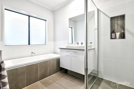 Property photo of 11 Primavera Drive Mickleham VIC 3064