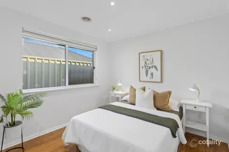 Property photo of 19 Samuel Court Greenwith SA 5125