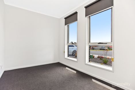 Property photo of 17 Karko Drive Moana SA 5169