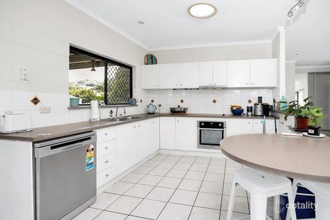 Property photo of 3 Tolson Close Brinsmead QLD 4870