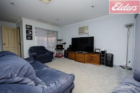 Property photo of 2 Butterworth Place Wodonga VIC 3690